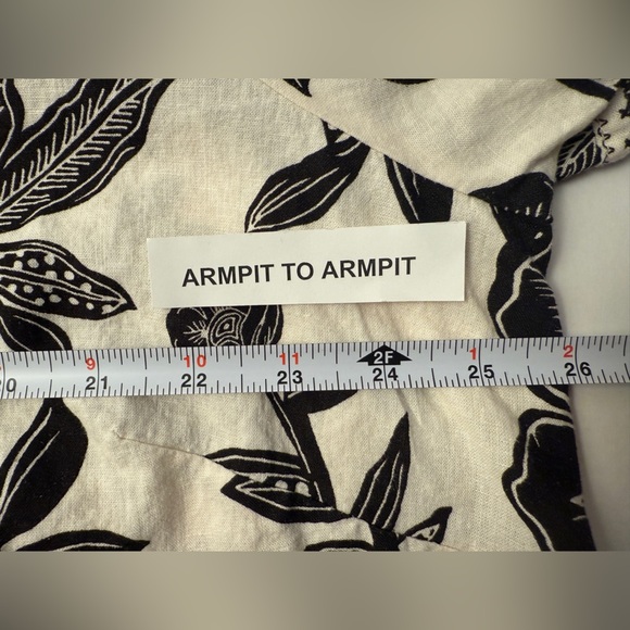 Christian Siriano Linen Blend V-Neck Crochet Lace Boho Floral Blouse Size 1X - Picture 11 of 11